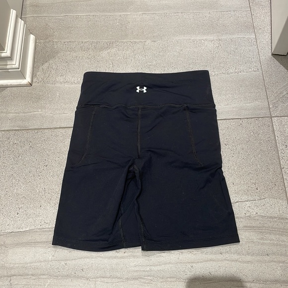Under Armour Meridian Biker Shorts - Picture 4 of 5